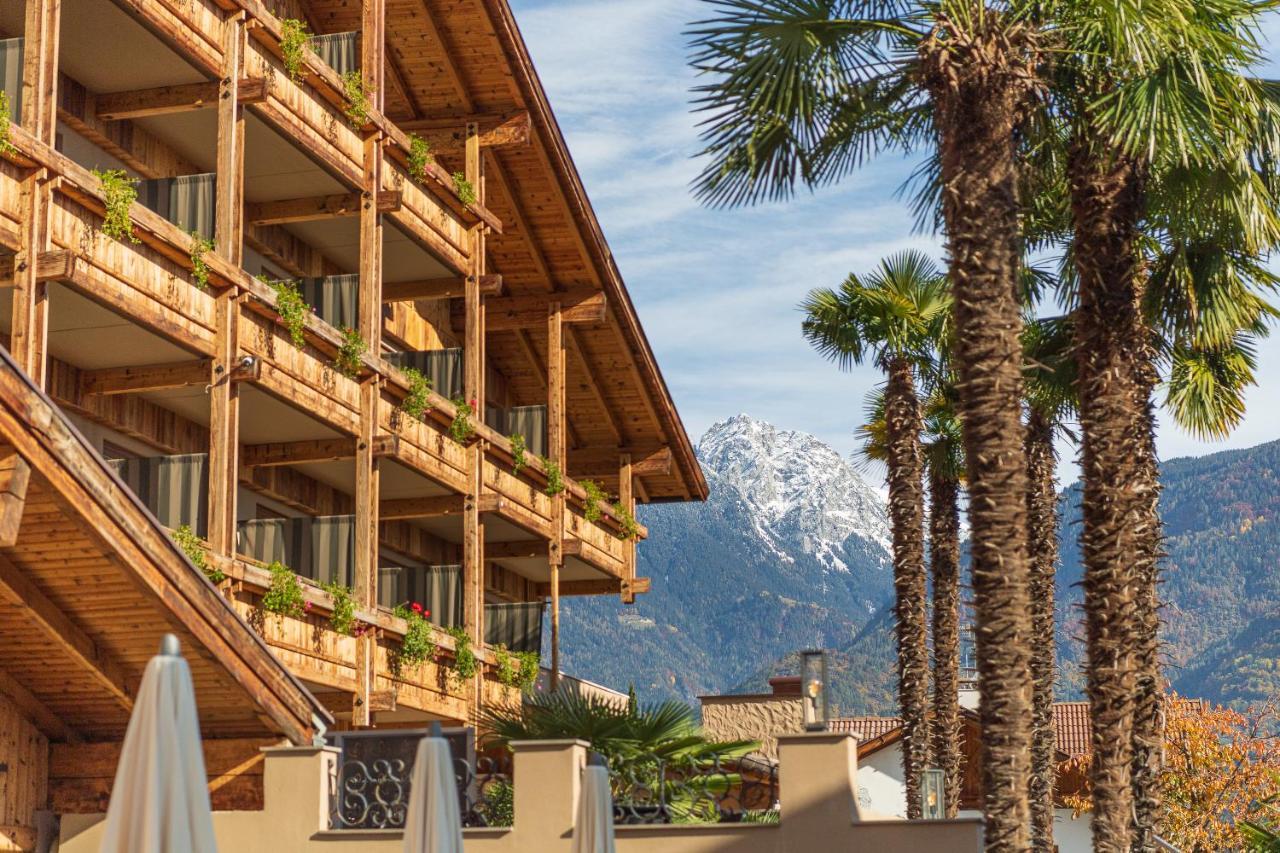 MONDI Hotel Tscherms Buitenkant foto